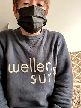 Osikokusama online show from December 4, 1:45 am