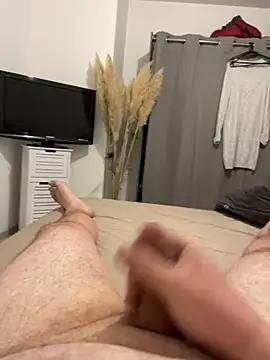 plaisir85 online show from December 19, 4:57 pm