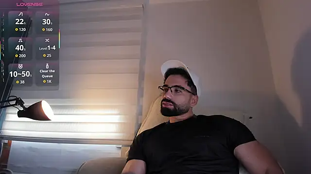 edrick walton1 online show from April 1, 1:41 pm