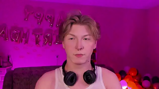 TheMikeSever online show from February 19, 4:55 pm