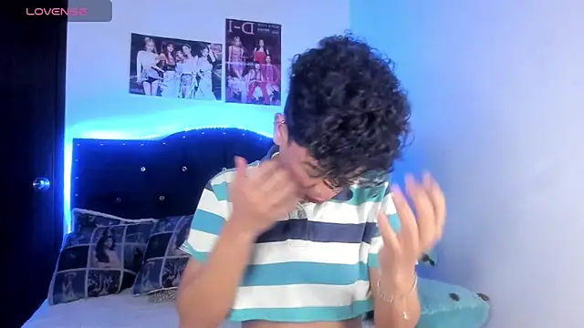 MateoAngel- online show from March 6, 11:20 pm