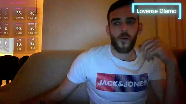  NakedChef  online show from November 18, 10:12 pm