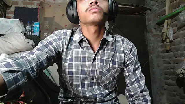 Dreamdaze2025 online show from April 10, 3:08 pm