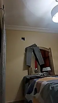 Elchicomiel online show from January 22, 5:05 am