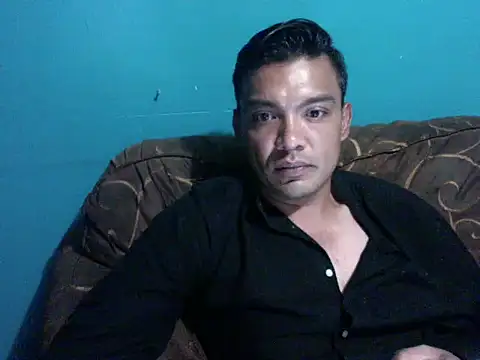 Snapshot of TUMORENO1 chatting on October 21, 2:14 am TUMORENO1 online show from October 21, 2:14 am