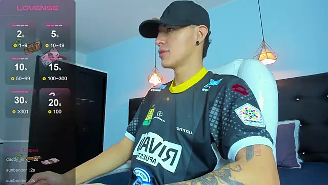 Lobo 17  online show from November 23, 4:12 am