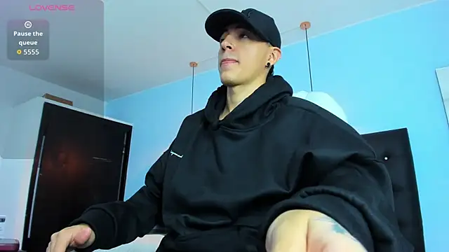 Lobo 17  online show from October 22, 3:54 am