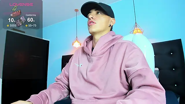 Lobo 17  online show from November 22, 4:12 am