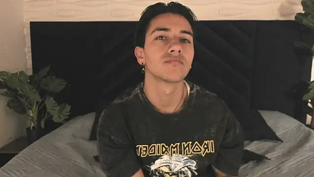 Andy Joy  online show from October 27, 11:34 am