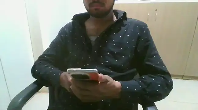 Snapshot of Ishan003 chatting on February 4, 3:15 pm Ishan003 online show from February 4, 3:15 pm