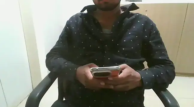 Snapshot of Ishan003 chatting on February 2, 3:17 pm Ishan003 online show from February 2, 3:17 pm