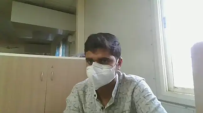 Snapshot of Ishan003 chatting on December 14, 11:39 am Ishan003 online show from December 14, 11:39 am