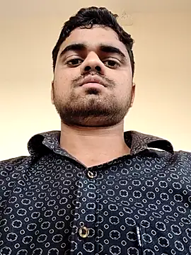 Ishan003 online show from April 12, 10:28 am