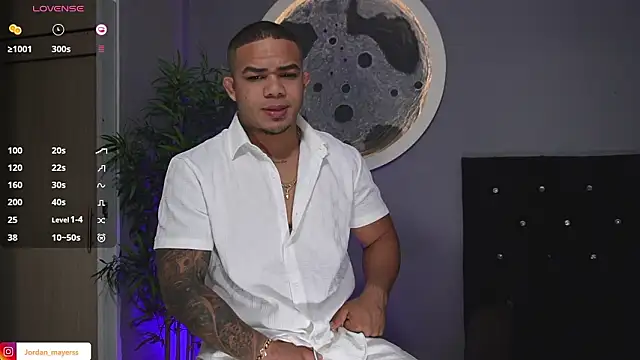 jordan mayers02 online show from February 8, 9:15 am