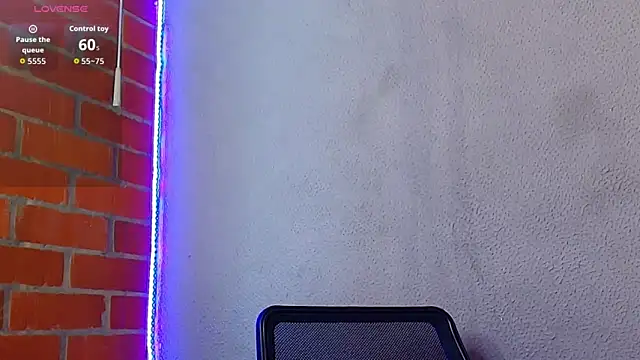 Leandro valenzuela online show from February 13, 1:49 pm