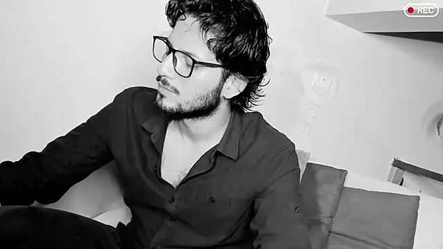 Snapshot of Nicholasrodrii chatting on March 16, 9:58 pm Nicholasrodrii online show from March 16, 9:58 pm