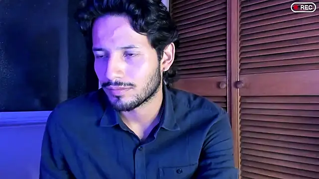 Snapshot of Nicholasrodrii chatting on September 16, 12:01 am Nicholasrodrii online show from September 16, 12:01 am