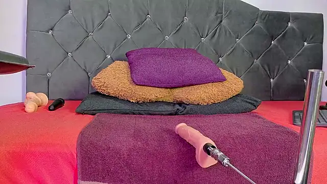 louis bcasta1 online show from November 24, 9:16 pm