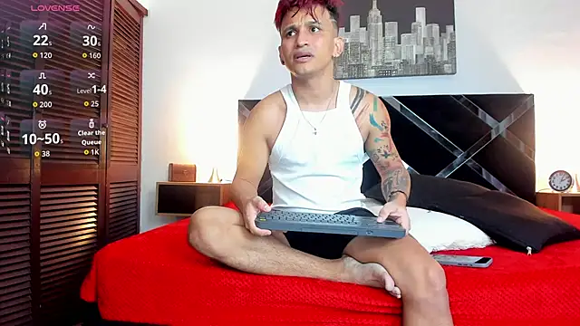 nakedfoam1 online show from June 9, 2:57 am