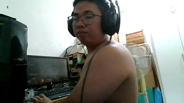 shyboymasturbation online show from November 13, 3:49 pm