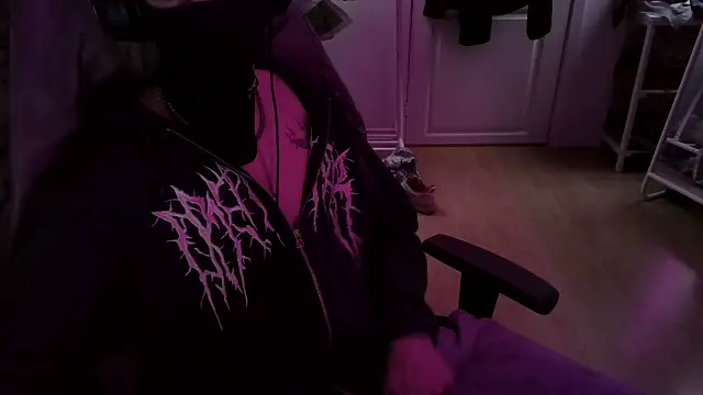 JackBeASlut online show from December 7, 2:02 pm