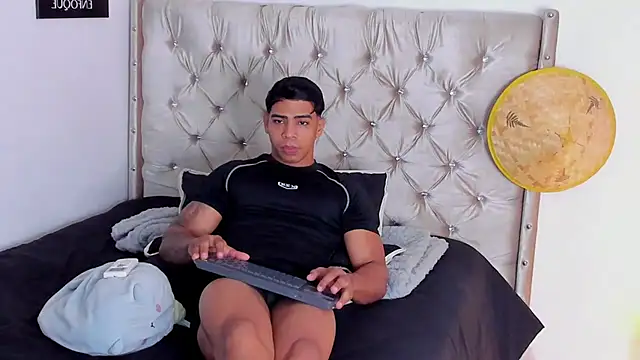 Andrew wolf7 online show from October 25, 2:24 am