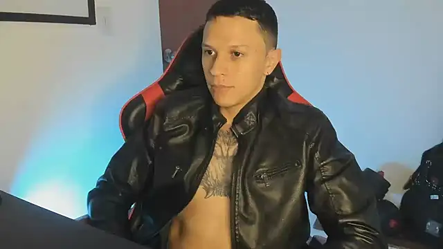 goodboy69l online show from July 15, 11:00 pm
