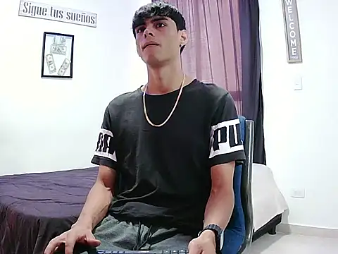 harrytomson 1 online show from November 24, 7:37 pm