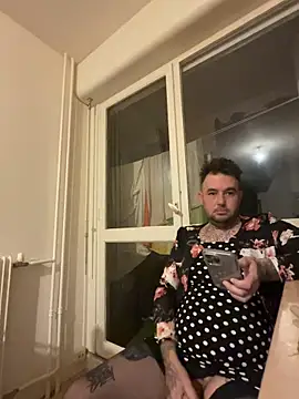 Snapshot of lope85540 chatting on December 20, 4:53 am lope85540 online show from December 20, 4:53 am