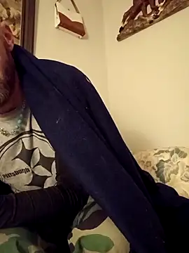 bentoverblonde online show from December 17, 10:00 am