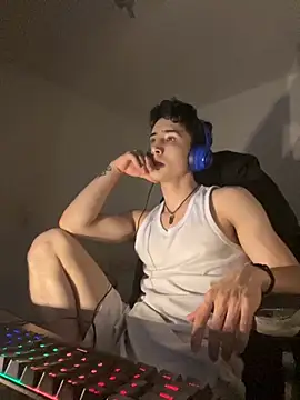 gojo satoru 18 online show from December 5, 3:57 am