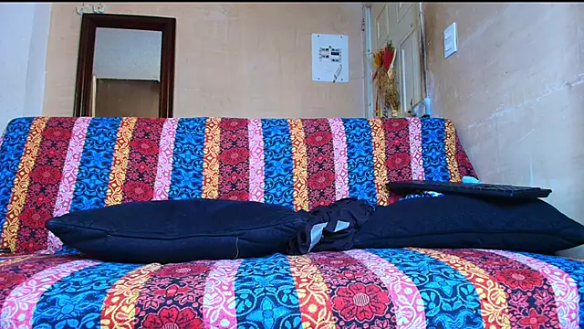 Thomass00 online show from February 14, 5:30 pm