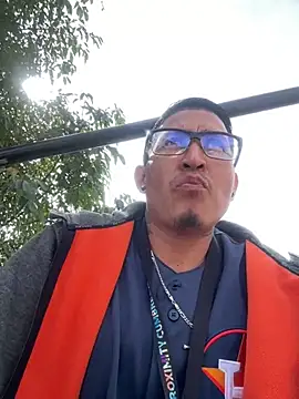 Snapshot of Daniel7131 chatting on January 6, 7:13 pm Daniel7131 online show from January 6, 7:13 pm