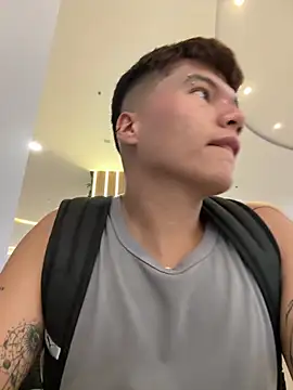 Logan smith1 online show from February 14, 9:43 pm