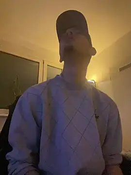 big cock is back online show from December 18, 5:10 pm