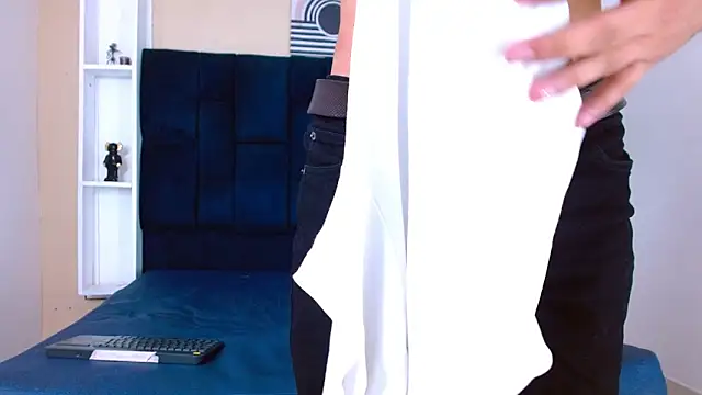 Liam crox online show from January 10, 2:13 pm