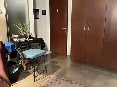 alanan881 online show from April 16, 3:06 am