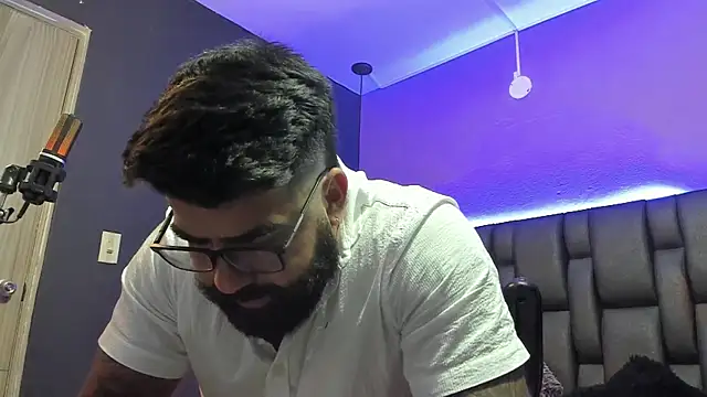 Lyon vach online show from February 24, 3:51 am