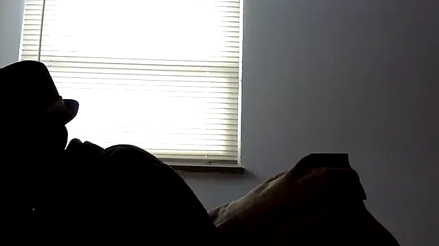 Snapshot of WhiskeyWood_DuhGOD chatting on February 21, 5:20 pm WhiskeyWood DuhGOD online show from February 21, 5:20 pm