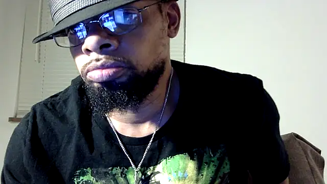 Snapshot of WhiskeyWood_DuhGOD chatting on January 31, 3:20 am WhiskeyWood DuhGOD online show from January 31, 3:20 am