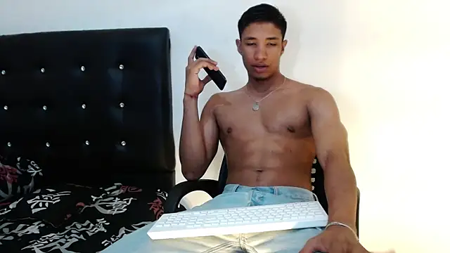 JacksonCooper1 online show from February 2, 1:34 am