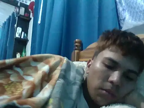 sexyboyandrs online show from July 21, 4:42 pm