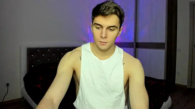 Ian Connery online show from December 29, 8:48 pm