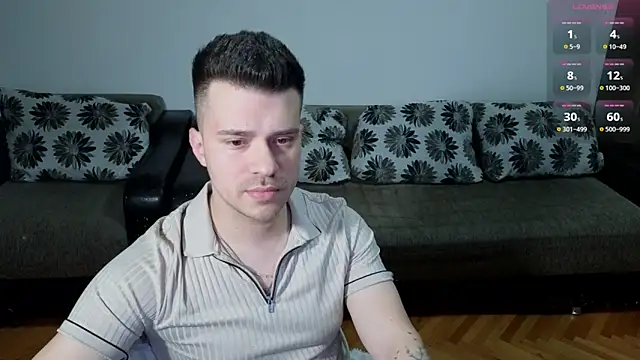 JohnnyStepBro online show from April 8, 8:06 pm