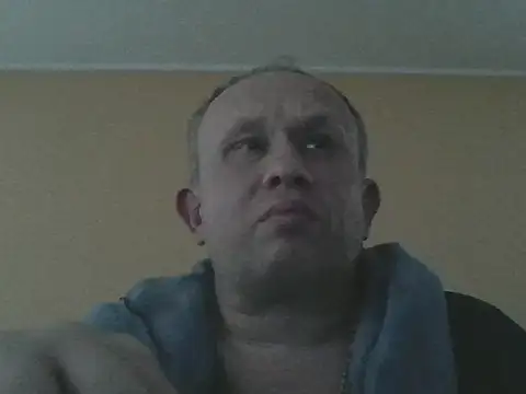 Snapshot of X46x chatting on October 23, 8:51 am X46x online show from October 23, 8:51 am