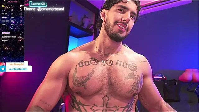 JACOB MARTINS online show from July 9, 10:35 pm