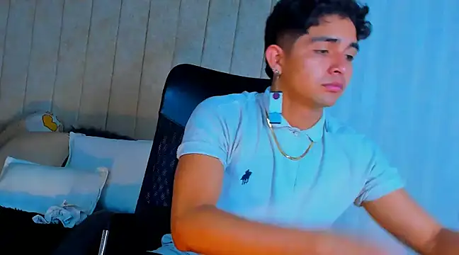 Muichiro tokito1 online show from February 4, 3:11 am