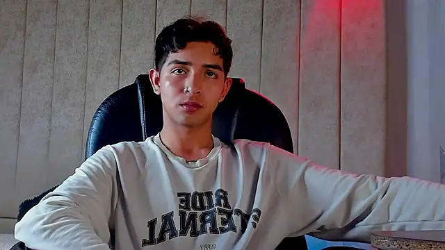 Muichiro tokito1 online show from November 9, 4:05 am