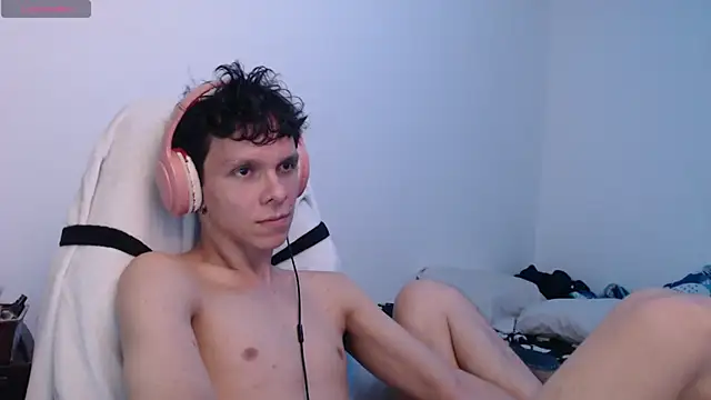 bryamado69 online show from April 14, 8:03 am