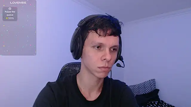 bryamado69 online show from December 23, 7:39 am